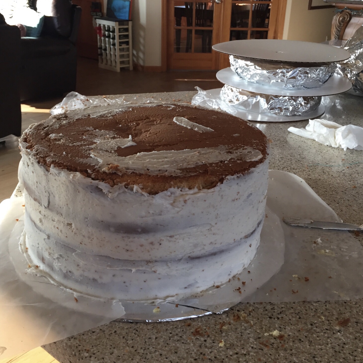 Filling the cake layer